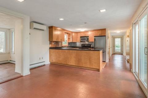 1 Edgemoor Rd, Gloucester, MA 01930 photo 9