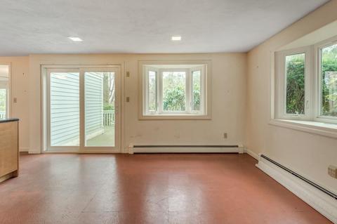 1 Edgemoor Rd, Gloucester, MA 01930 photo 13