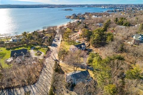 1 Edgemoor Rd, Gloucester, MA 01930 photo 1