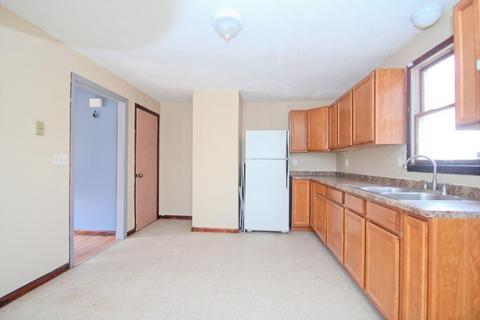 48 Rifle St, Springfield, MA 01105 photo 6