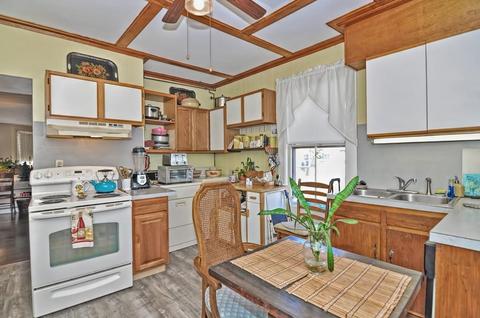 11 Burnham St, Gloucester, MA 01930 photo 19