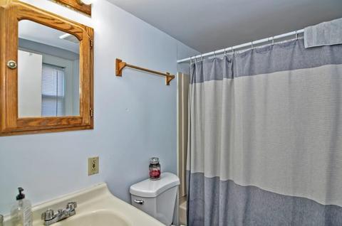 11 Burnham St, Gloucester, MA 01930 photo 6