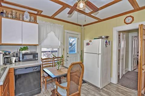 11 Burnham St, Gloucester, MA 01930 photo 18