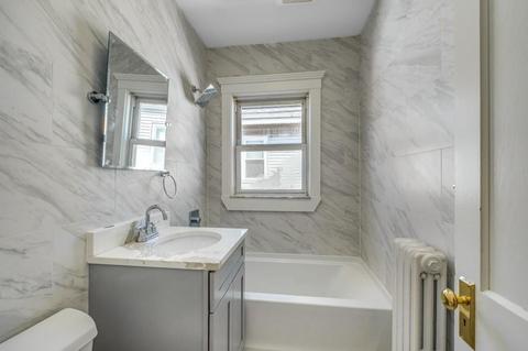69 Floyd St, Everett, MA 02149 photo 5