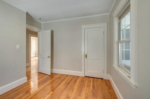 69 Floyd St, Everett, MA 02149 photo 24