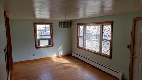 41 Metzger Pl, Springfield, MA 01104 photo 5