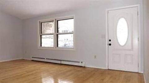 33 2nd St, Worcester, MA 01602 photo 3