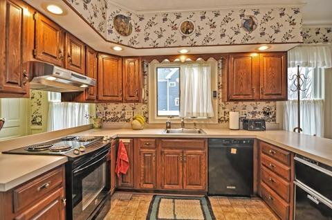 38 Forest St, Worcester, MA 01609 photo 7