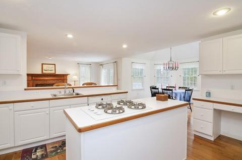 129 Snead Dr, Mashpee, MA 02649 photo 9