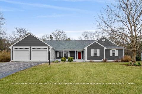 129 Snead Dr, Mashpee, MA 02649 photo 1