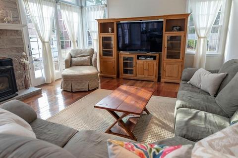 12 Frank Cutler Dr, Wareham, MA 02571 photo 9