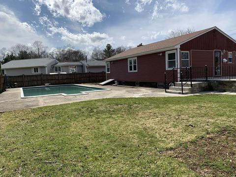 16 Pine Crest Dr, Worcester, MA 01604 photo 3