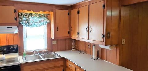 138 Harrison St, Athol, MA 01331 photo 5