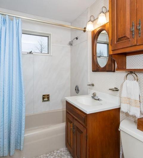 28 Surrey Rd, Springfield, MA 01118 photo 18