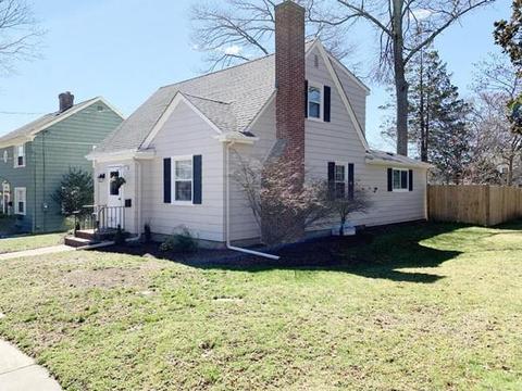 455 Valentine St, Fall River, MA 02720 photo 3