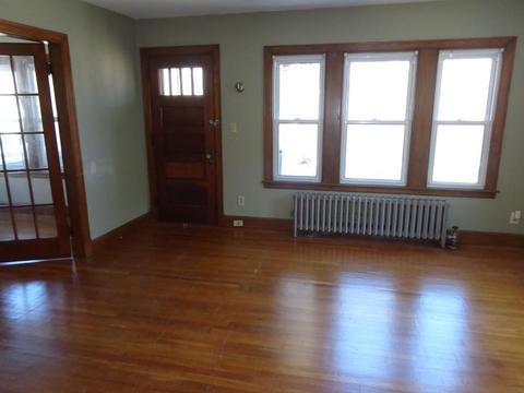 18 Wayne St, Springfield, MA 01118 photo 15