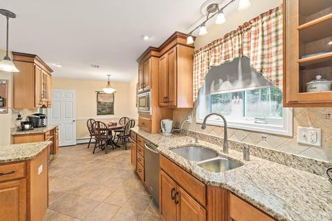 60 S Harbor Rd, Townsend, MA 01469 photo 6