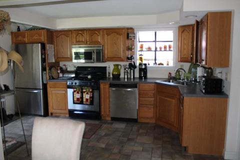 22 Buick St, Springfield, MA 01118 photo 2