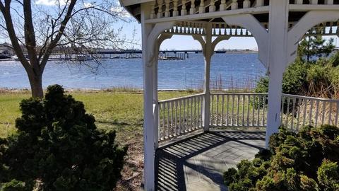 6 Cherry St, Fairhaven, MA 02719 photo 4