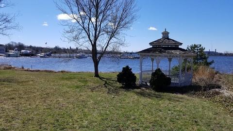 6 Cherry St, Fairhaven, MA 02719 photo 3
