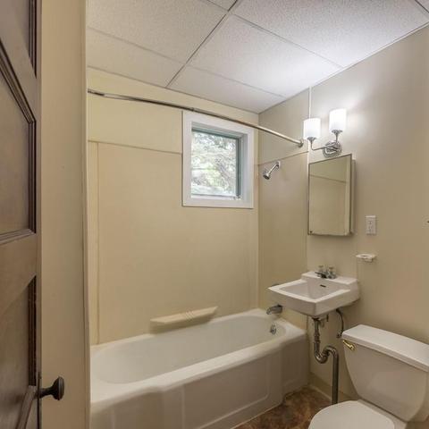 16 Grape St, Chicopee, MA 01013 photo 16