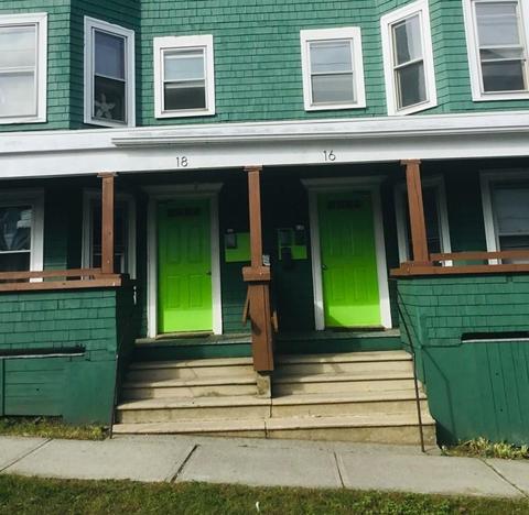 16 Grape St, Chicopee, MA 01013 photo 3