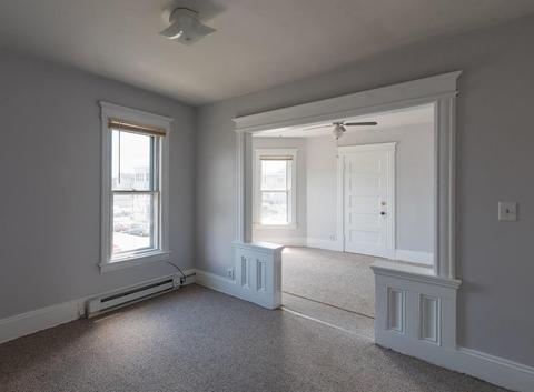 16 Grape St, Chicopee, MA 01013 photo 13