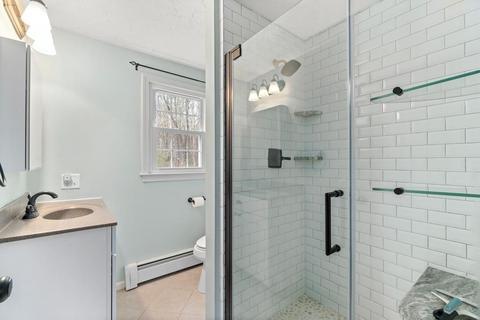 3 Briarwood Ln, Upton, MA 01568 photo 17