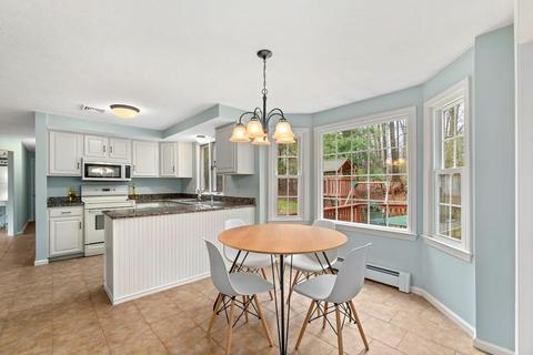 3 Briarwood Ln, Upton, MA 01568 photo 3