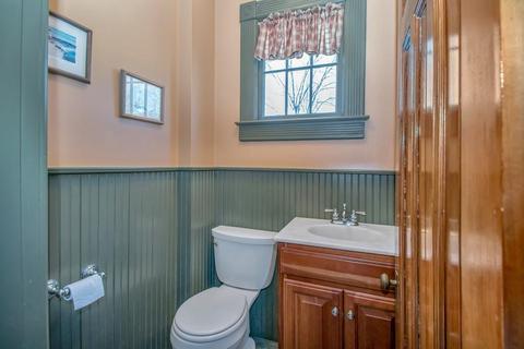 64 Washington Rd, Springfield, MA 01108 photo 17