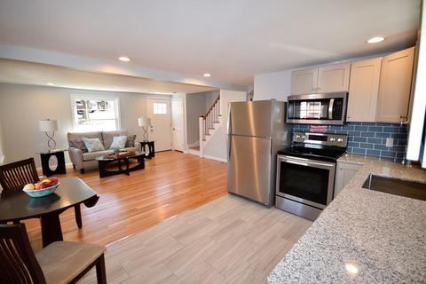 18 Mayflower Rd, Springfield, MA 01118 photo 3