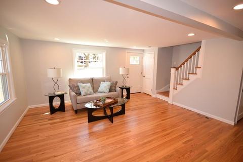 18 Mayflower Rd, Springfield, MA 01118 photo 5