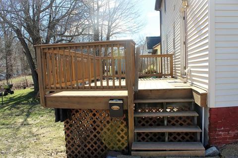231 West St, Gardner, MA 01440 photo 5