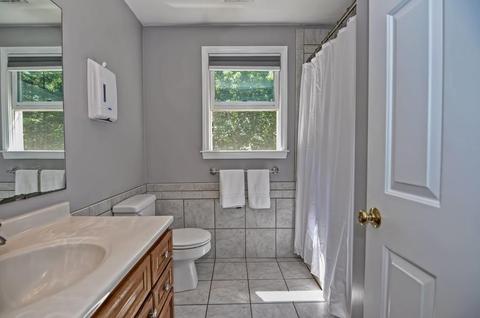 45 Downs Rd, Douglas, MA 01516 photo 9