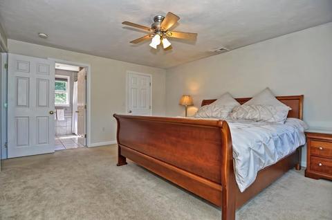 45 Downs Rd, Douglas, MA 01516 photo 8