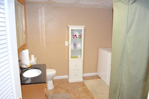 22 Clark St, Chicopee, MA 01013 photo 27