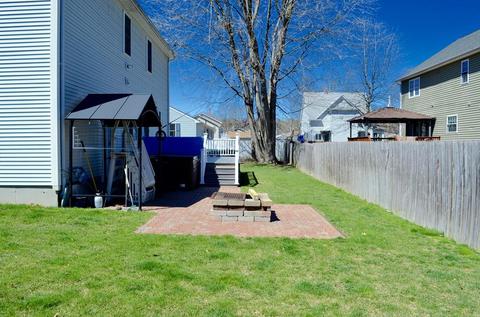 22 Clark St, Chicopee, MA 01013 photo 7