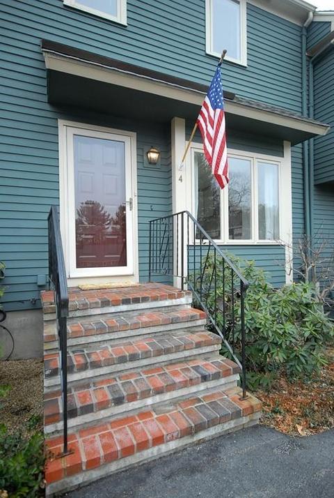 24 Deer Path #4, Maynard, MA 01754 photo 2