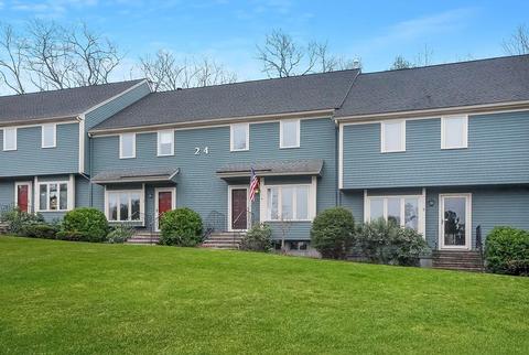 24 Deer Path #4, Maynard, MA 01754 photo 1