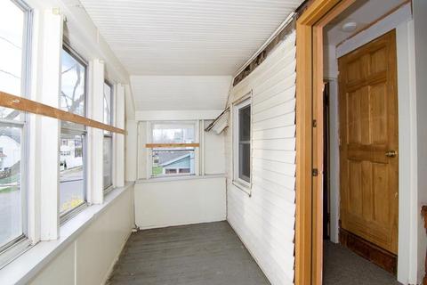 57 Denver St, Springfield, MA 01109 photo 25