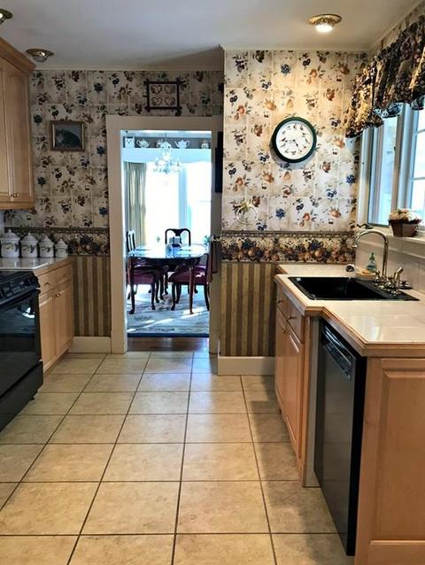 42 Church St, Ware, MA 01082 photo 9