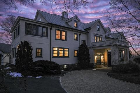 36 Edgemoor Rd, Gloucester, MA 01930 photo 1