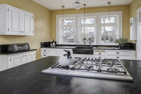 36 Edgemoor Rd, Gloucester, MA 01930 photo 13