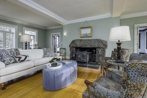 36 Edgemoor Rd, Gloucester, MA 01930 photo 4