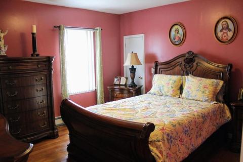 531 Tecumseh St, Fall River, MA 02721 photo 19