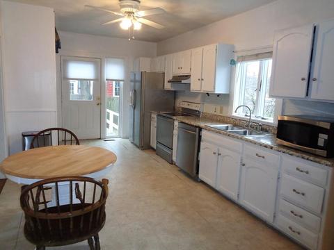 12 Boden St, Beverly, MA 01915 photo 2