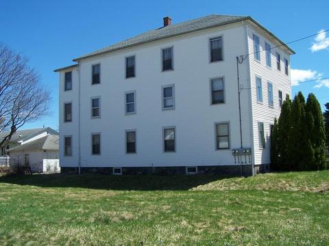 129 Lake St, Webster, MA 01570 photo 3