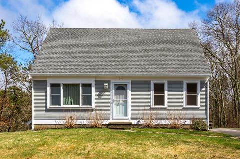 140 White Moss Dr, Barnstable, MA 02648 photo 4