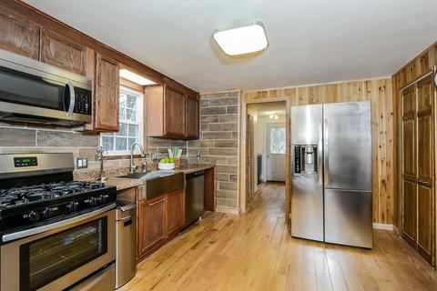 5 Paul Rd, Maynard, MA 01754 photo 9