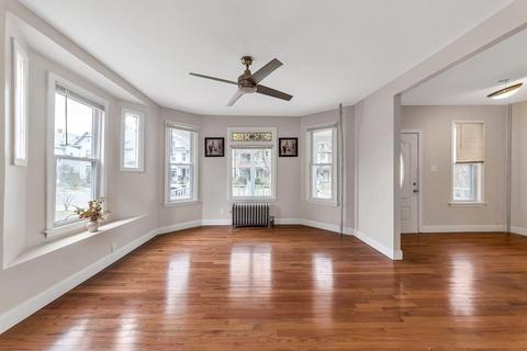 40 Parkwood St, Springfield, MA 01108 photo 11